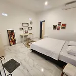 Capricorn Villa